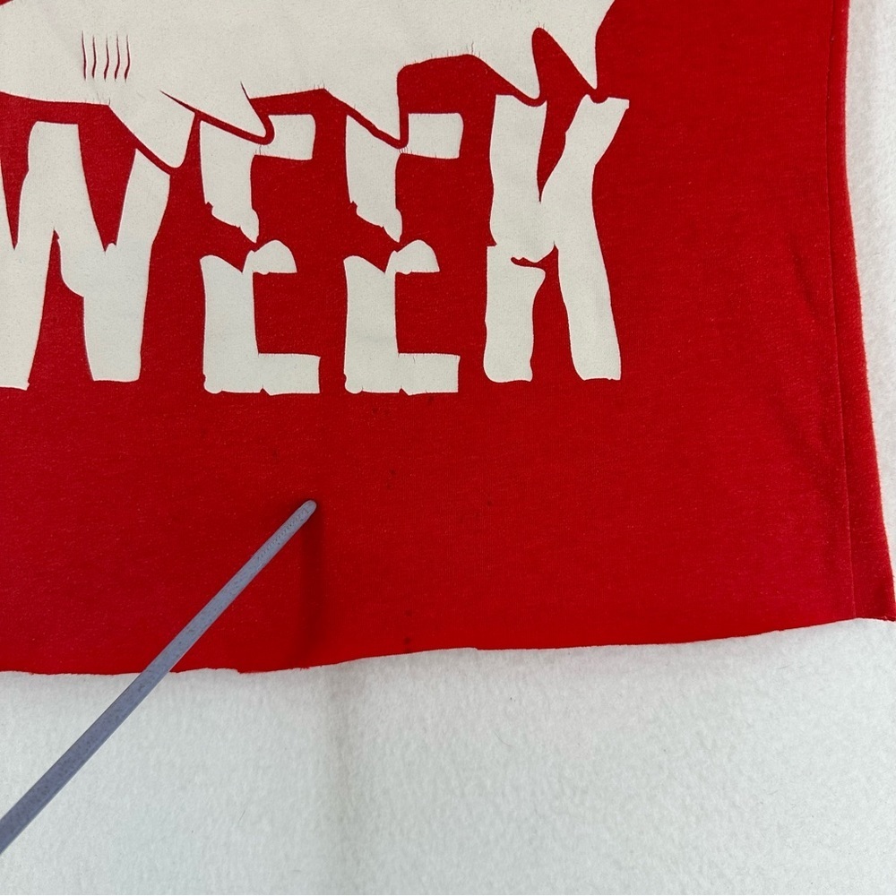 I Survived Shark Week V Neck T Shirt Girls‎ M Red - Picture 4 of 10